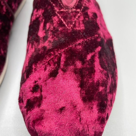 TOMS Women Cherry Red Velvet Alpargata Slip On - Size 8M - Picture 2 of 6
